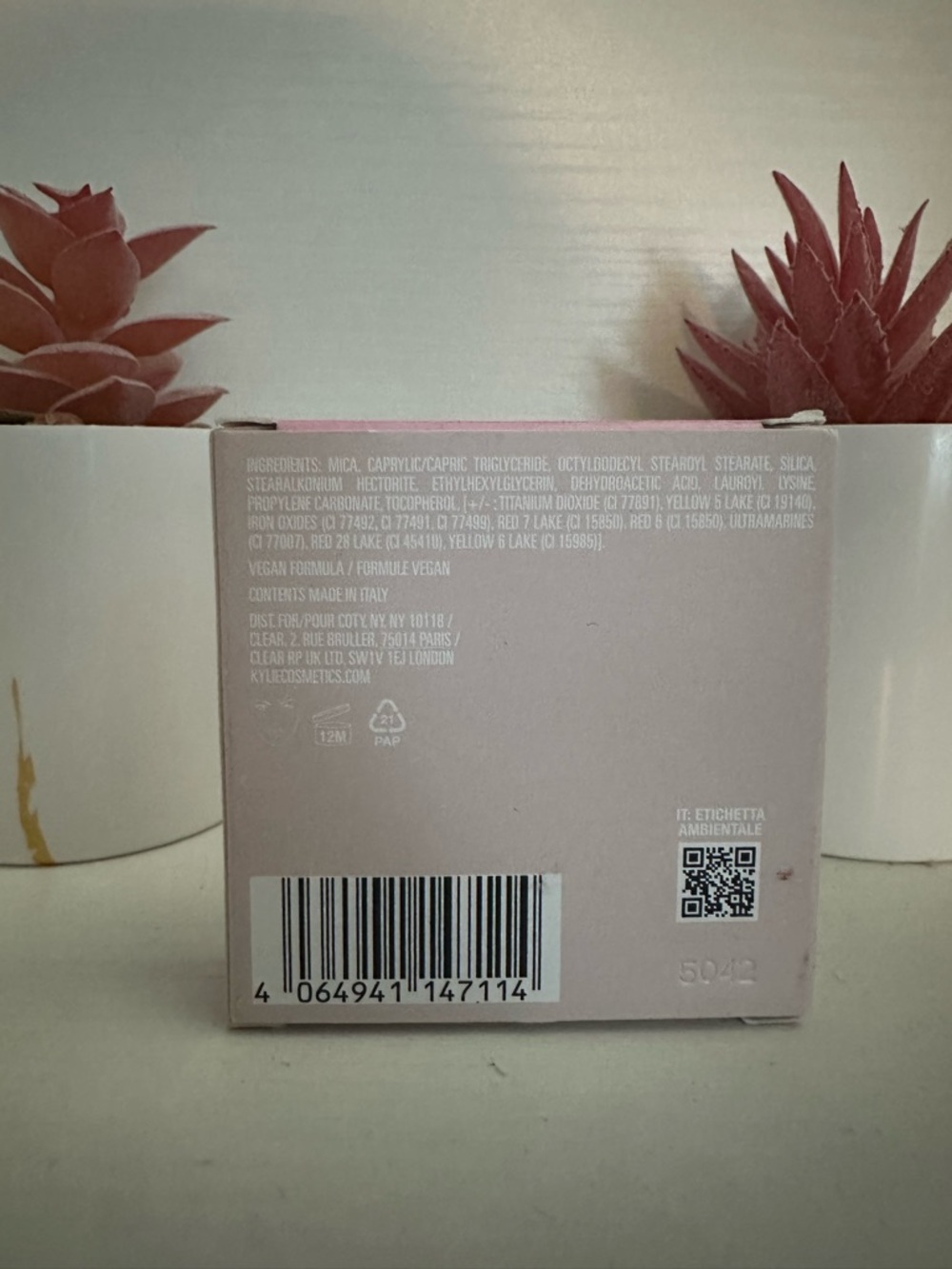 Kylie Cosmetics Hybrid Blush - Picture 2 of 3